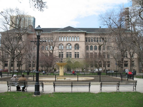 Washington_Square_Park_&_Newberry_Library