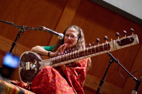 Amie Maciszewski playing sitar